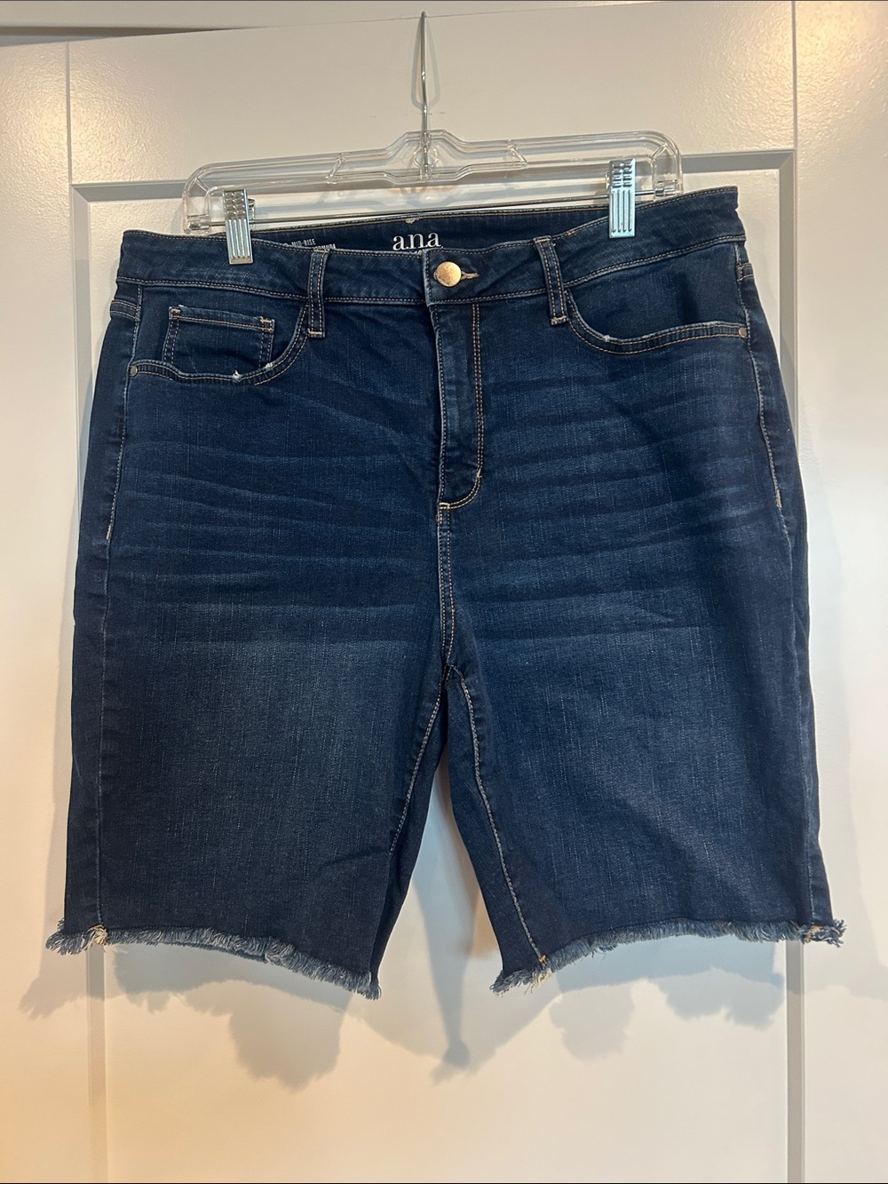 a.n.a Navy High-Rise Distressed Hem Denim Shorts size 16